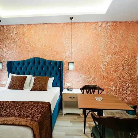 Taksim Celebi Apartmanhotel 5*