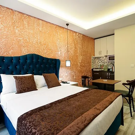 Taksim Celebi Apartmanhotel 5*
