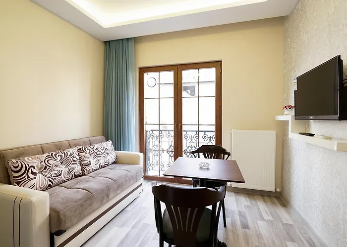 Taksim Celebi Apart Otel 5*