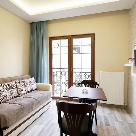 Taksim Celebi Aparthotel 5*